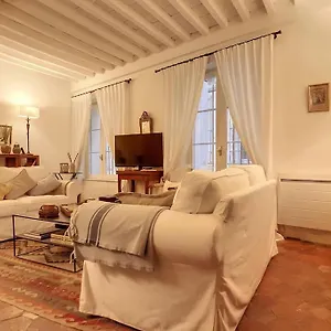 nouveau-le-limas-quartier-historique-au-coeur-davignon.aixenprovencehotels.org/